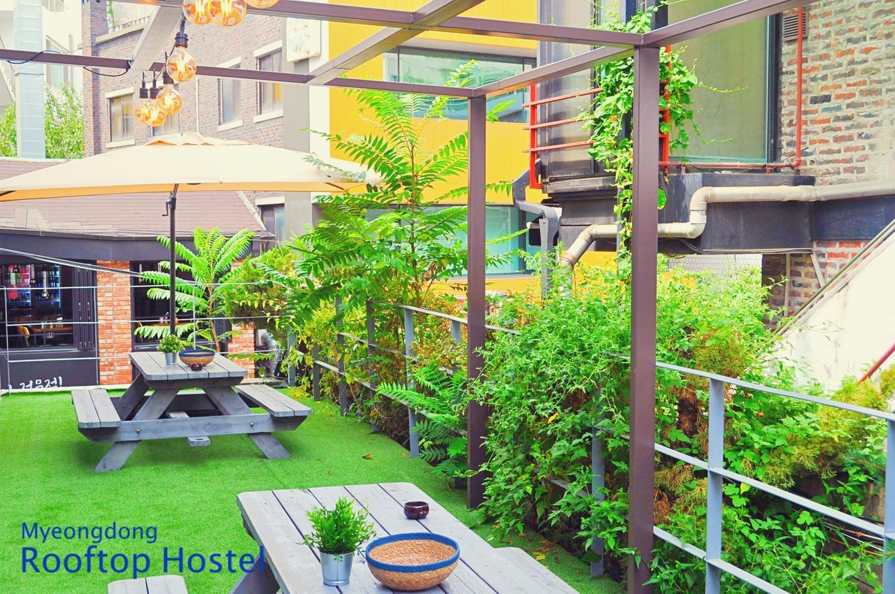Myeongdong Rooftop Hostel Seúl Exterior foto