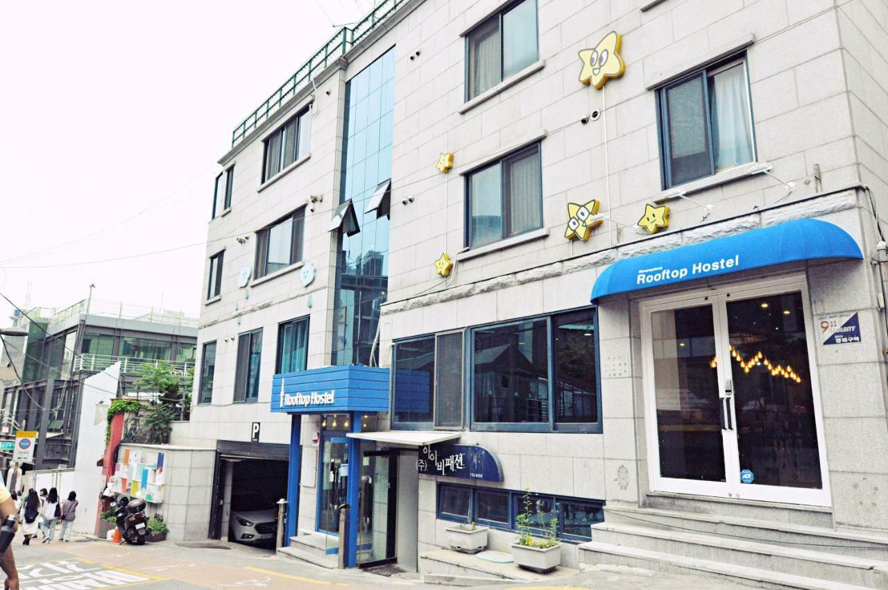 Myeongdong Rooftop Hostel Seúl Exterior foto