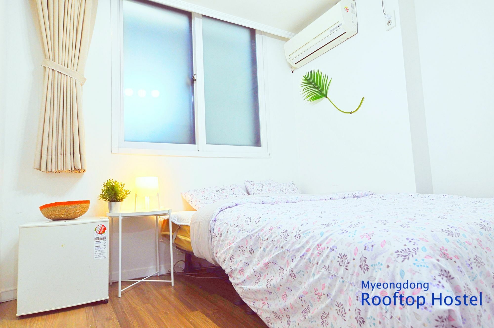 Myeongdong Rooftop Hostel Seúl Exterior foto
